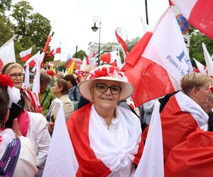 Karol Nawrocki prezydentem. Tłumy pod Sejmem