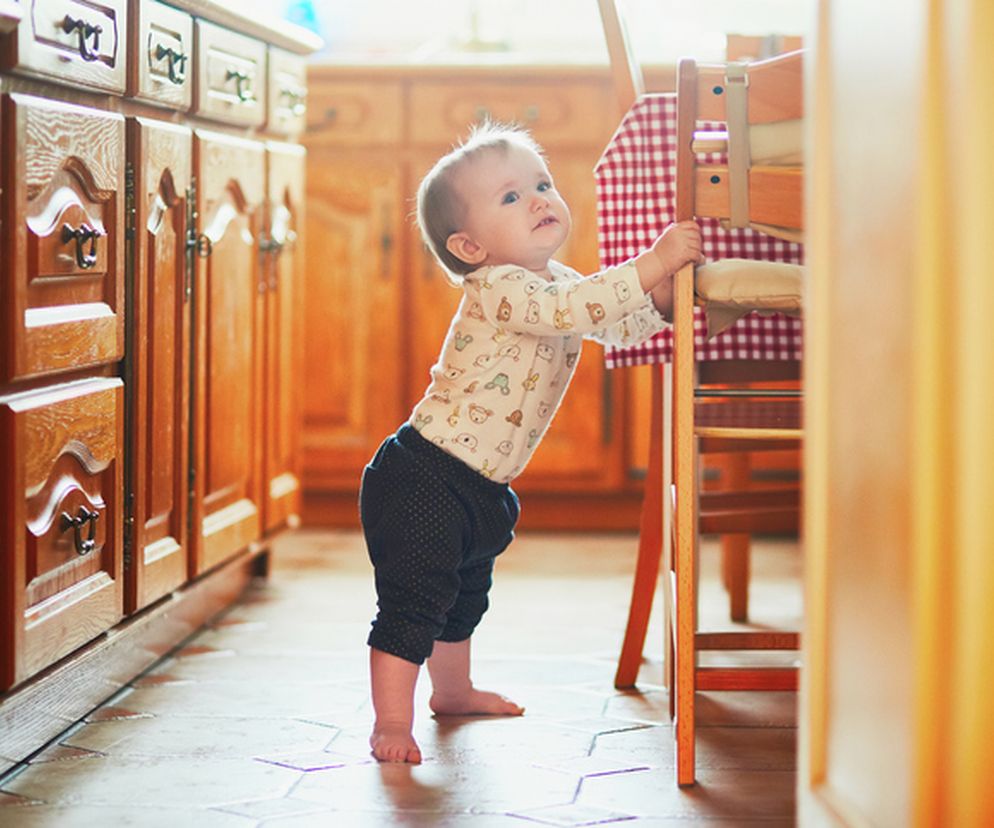 10-miesięczne dziecko - rozwój, zdrowie, żywienie w 10 miesiącu życia niemowlaka
