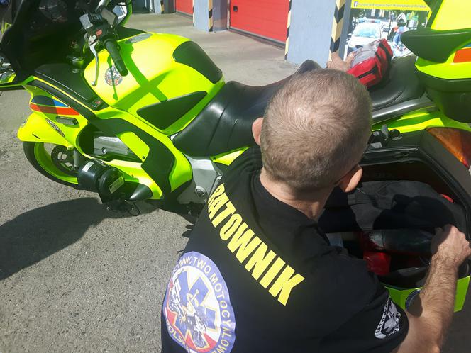 Motoambulans na autostradzie
