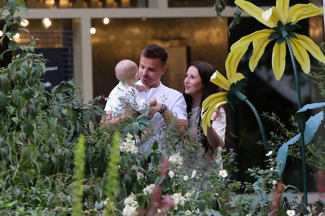 Marcin Hakiel z Dominiką  Serocką w studiu tatuaży