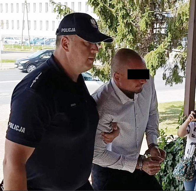 Były minister PiS Adam Niedzielski brutalnie zaatakowany. Sprawcy usłyszeli zarzuty i się tłumaczą