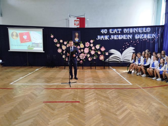 Uroczystość jubileuszowa w siedleckiej "Dziesiątce" była okazją do wspomnień