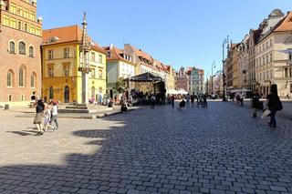 Gitarowy Rekord Świata 2024 we Wrocławiu rozpoczęty! Tak od samego rana wygląda teraz Rynek 