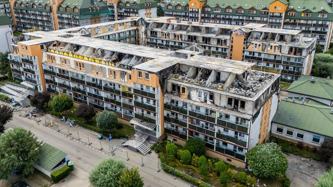Blok w Ząbkach po pożarze