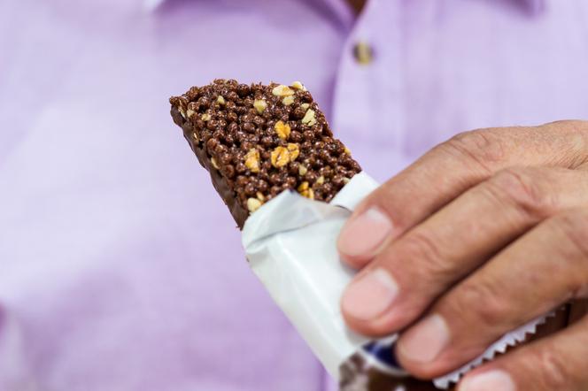 Flawanole kakaowe mogą poprawiać pamięć. Naukowcy jednak nie zachęcają do czekolady