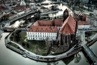 Wrocław widziany z lotu ptaka w obiektywie kamery bezzałogowych statków powietrznych