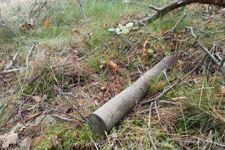 W czasie prac leśnych znaleziono nabój artyleryjski z czasów II wojny