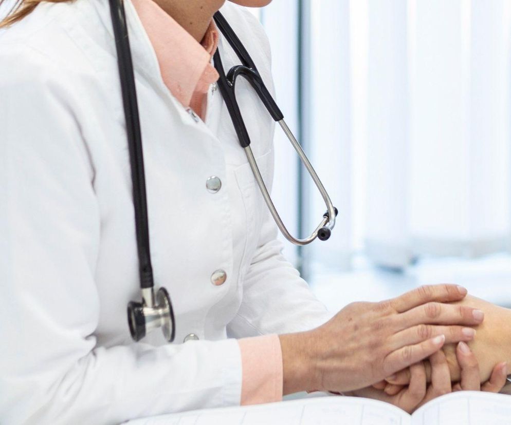 Rząd chce ograniczyć zarobki medyków. Lekarze przeciwko pomysłowi limitu wynagrodzeń