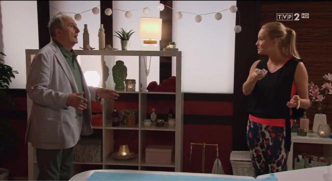 Barwy szczęścia, odcinek 1943. Jaworski (Jacek Kałucki), Teresa (Joanna Balas)