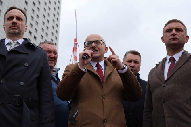   Marsz przeciw imigracji w Warszawie [10.05.2025]