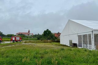 Niebezpieczne zjawiska na Warmii i Mazurach. Są ostrzeżenia przed gwałtownymi burzami i ulewami