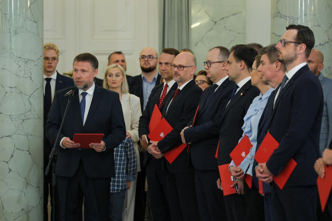 Zmiany w polskim rządzie. Prezydent powołał nowych ministrów
