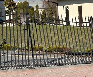 Nastolatek wjechał na chodnik BMW i potrącił 11-letnią dziewczynkę. Tragiczny finał wypadku