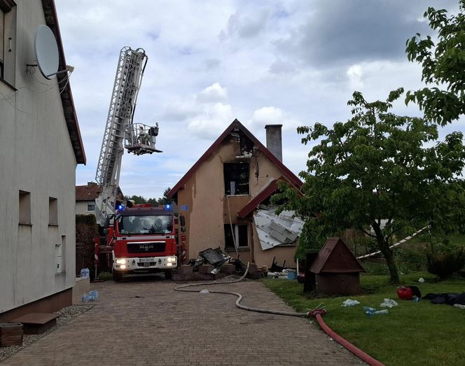 Pożar w Stawigudzie. Poparzona kobieta w szpitalu