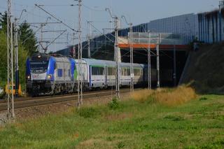 Śmiertelne potrącenie pieszego w tunelu. Pociąg gruchnął w osobę stojącą na torach