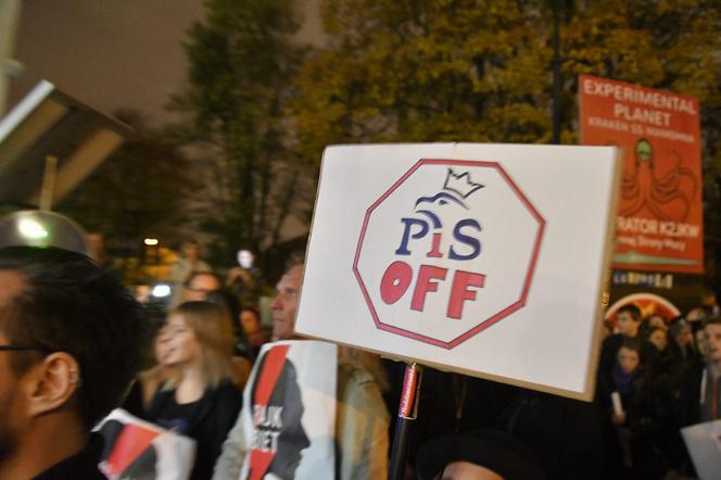 Manifestacja pod Sejmem - NIE dla zakazu edukacji seksualnej