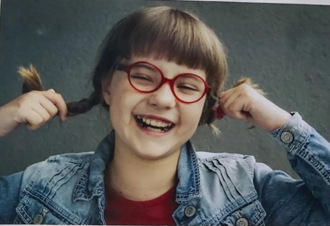 BrzydUla 2.  Julka (Marysia Włodkowska)