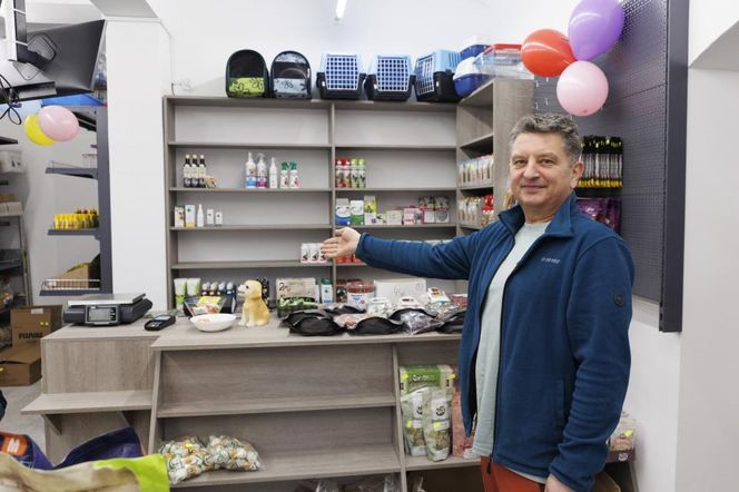 Powódź zabrała ukochany sklep pana Romana! Teraz wznawia swoją działalność. Nie poddałem się ani przez moment