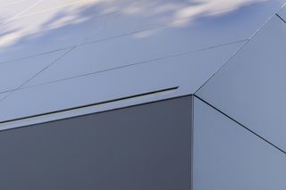 Fasada taka jak dach