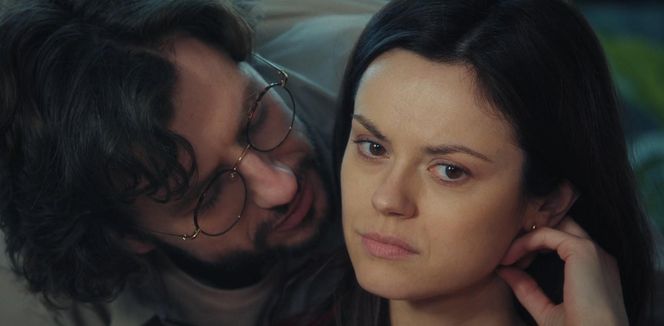 M jak miłość. Kasia opętana miłością do Mariusza nie przestanie kłamać! Z kim prywatnie jest Paulina Lasota? - ZDJĘCIA