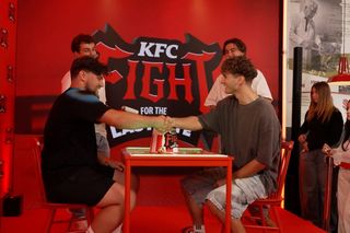 Bitwa o kurczaka, która rozgrzała Polskę. KFC podsumowuje event “Fight for the Last Bite”!