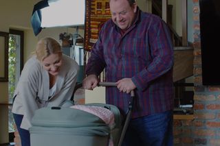 M jak miłość. Tadeusz (Bartłomiej Nowosielski), Jagoda (Katarzyna Kołeczek)