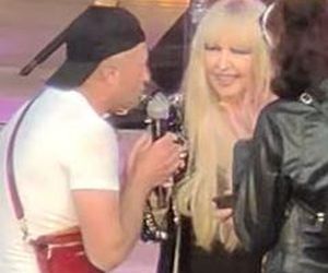 Facet wtargnął na scenę podczas koncertu Maryli Rodowicz. Ochroniarz nie zdążył