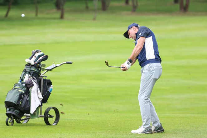 Jerzy Dudek na polu golfowym