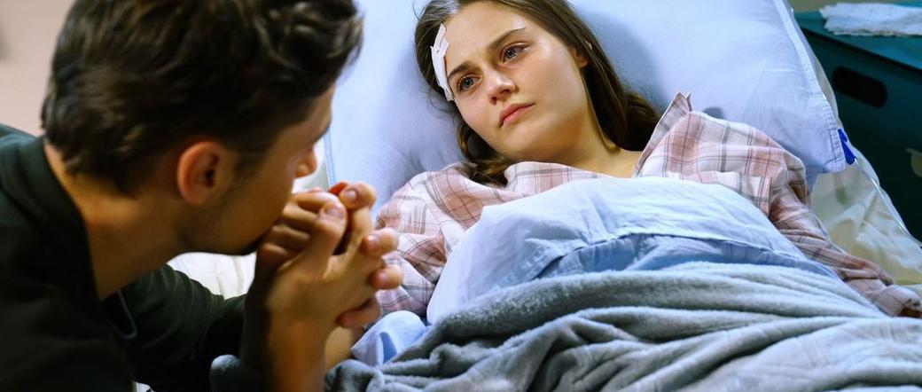 Barwy szczęścia odcinek 1823, Julita (Katarzyna Sawczuk), Józek (Patryk Pniewski)