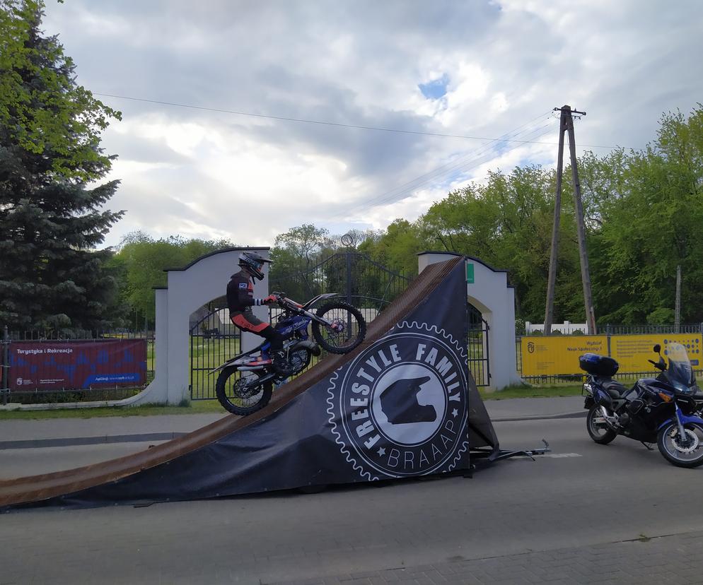 Koncerty i pokazy Freestyle Motocross w Siedlcach podczas MotoWiosny rozgrzały serca mieszkańców