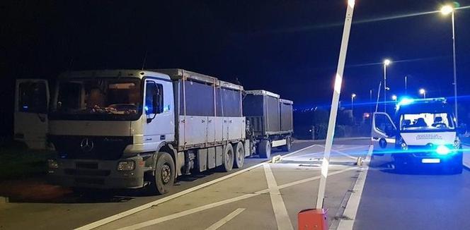 Przeciążone ciężarówki zatrzymane przez ITD