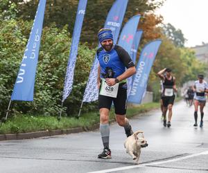 22. Poznań Maraton za nami. Tysiące biegaczy na ulicach Poznania 