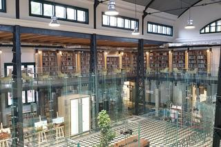 Dworzec w Chebziu po remoncie, 2019 r. Stacja Biblioteka