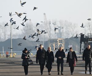 Donald Tusk i Dariusz Klimczak odwiedzili Port Gdańsk