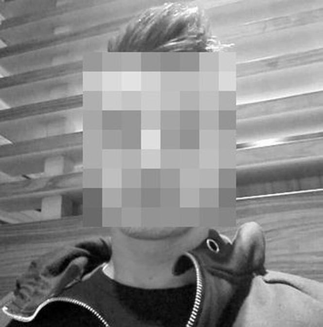 Dramat w Wadowicach Górnych. Grób  młodego chłopaka tonie w kwiatach [ZDJĘCIA]