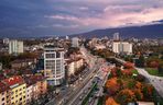 Złote kopuły i majestatyczne góry niecałe dwie godziny od Krakowa. Wystartowały loty na świetny city break 