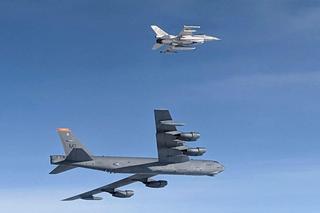 Poznańskie F-16 eskortowały amerykański bombowiec strategiczny B52