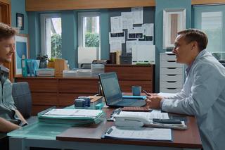 M jak miłość odc. 1700. Olek (Maurycy Popiel), Łukasz (Jakub Józefowicz)