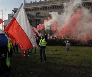 Protest Rolników w Warszawie, gorąco pod PKiN