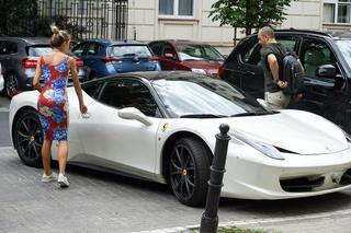 Ewa Chodakowska z mężem Lefteris Kavoukis jeździ Ferrari