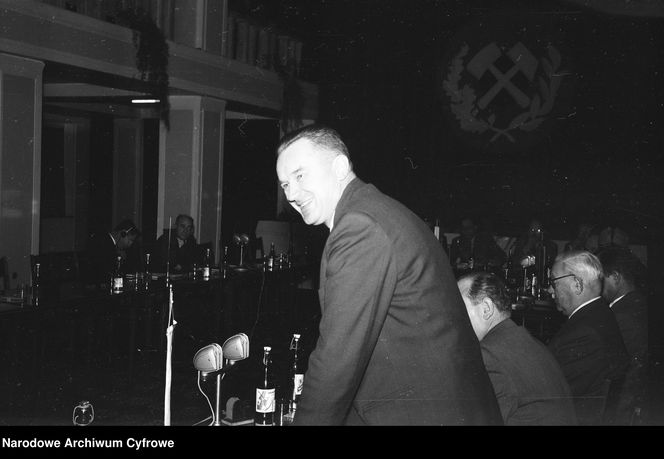QUIZ PRL. Politycy, aparatczycy i opozycjoniści: Czy pamiętasz te twarze z czasów PRL-u?