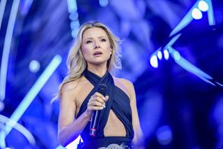 Ania Karwan kiedyś była faworytką The Voice of Poland, a teraz została trenerką. Co trzeba o niej wiedzieć?