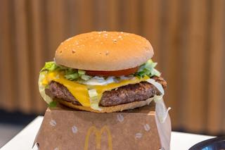 Burger Drwala już jest! Klasyczny i w nowej wersji. Ile kosztuje kanapka w 2023 roku?