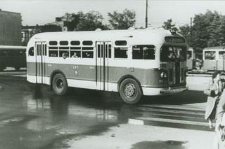 Radziecka kopia autobusu marki GMC ZiS 155