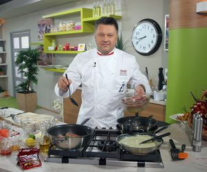 Kucharz Robert Sowa podczas nagrania programu w 2007 roku