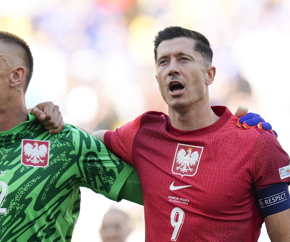 Wydało się, z kim i gdzie Robert Lewandowski spędza urlop! Pojawiły się ZDJĘCIA!