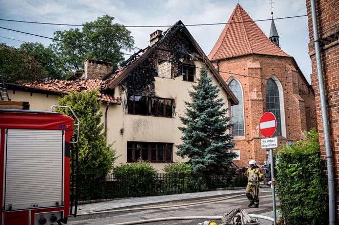 Tragedia w Nowym Stawie! W pożarze plebanii zginął ksiądz