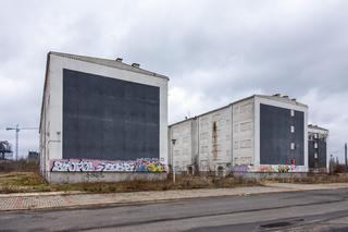 Osiedle Dudziarska. Opuszczone bloki grozy, jedno z najbardziej niebezpiecznych miejsc Warszawy