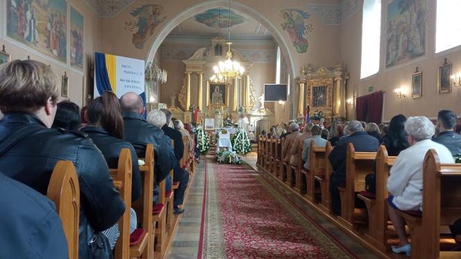 Pogrzeb maleńkiego Milanka, który zginął na cmentarzu. "Tak bardzo tęsknię synku"