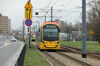 Motorniczowie zapominają opuścić pantograf i uszkadzają tramwaj. Na ratunek przyszli funkcjonariusze nadzoru ruchu